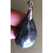 MIKROKLIN SCHWARZ PENDENTIF