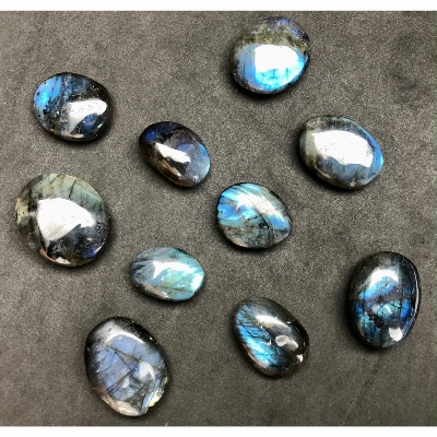 LABRADORIT blau HANDSCHMEICHLER 10 Stück