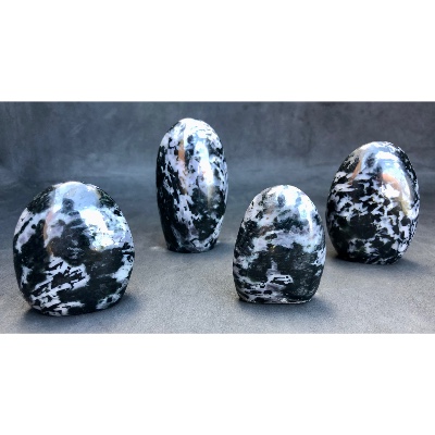 GABBRO FREIFORM  4 Stück
